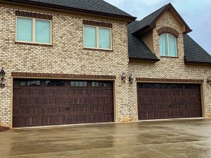 When to Call the Professionals for Garage Door Repair